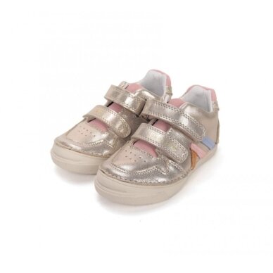 Auksinės spalvos batai 31-36 d. S040-61252CL 1 Auksinės spalvos batai 31-36 d. S040-61252CL 1