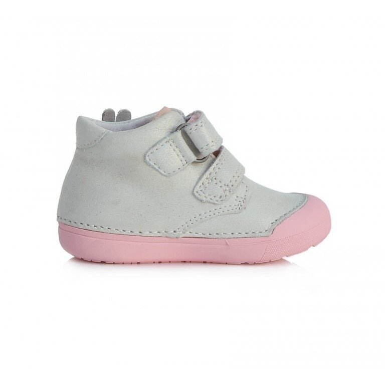 Balti batai 20-25 d. S066-348B 1 Balti batai 20-25 d. S066-348B 1
