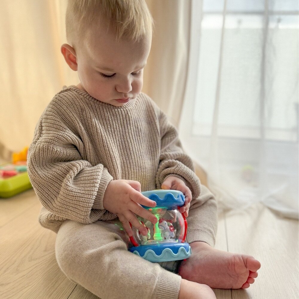 WOOPIE BABY Būgnas su muzikine dėžute ir projektoriumi 3-in-1 muzikinis žaislas kūdikiams + volelis mokymuisi ropoti 2 WOOPIE BABY Būgnas su muzikine dėžute ir projektoriumi 3-in-1 muzikinis žaislas kūdikiams + volelis mokymuisi ropoti 2