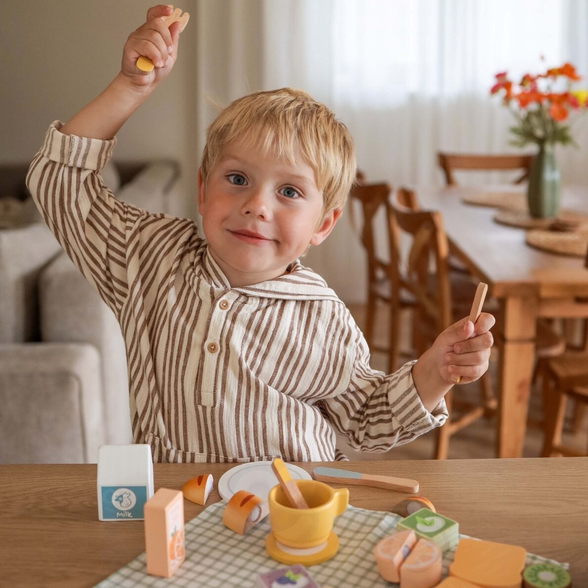 TOOKY TOY pikniko rinkinys maisto pjaustymui su „Velcro“ pusryčių rinkiniu 2