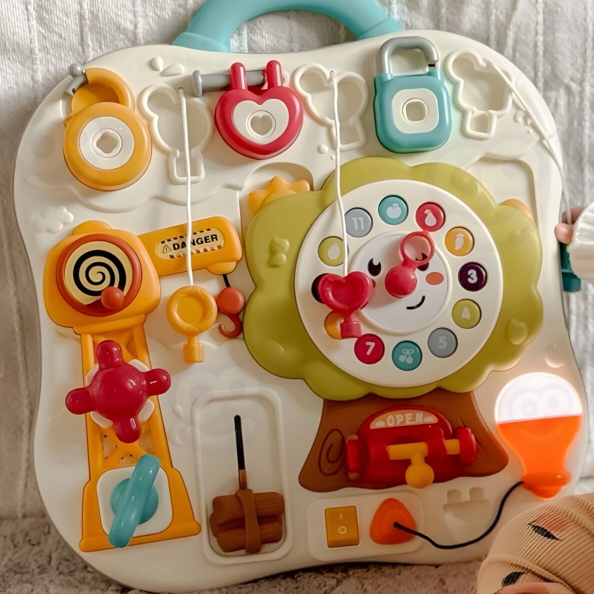 WOOPIE Montessori manipuliacinė sensorinė interaktyvi lenta mažyliams 4 WOOPIE Montessori manipuliacinė sensorinė interaktyvi lenta mažyliams 4