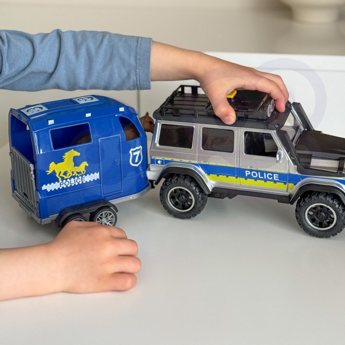 WOOPIE policijos visureigis su arklio priekabos rinkiniu 2