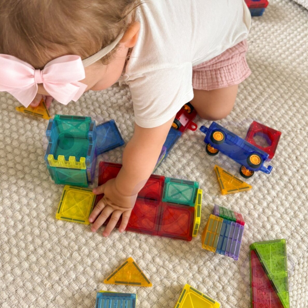 WOOPIE magnetinės konstrukcinės kaladėlės 3D edukacinis rinkinys Pilis, transporto priemonės 110 vnt. 2