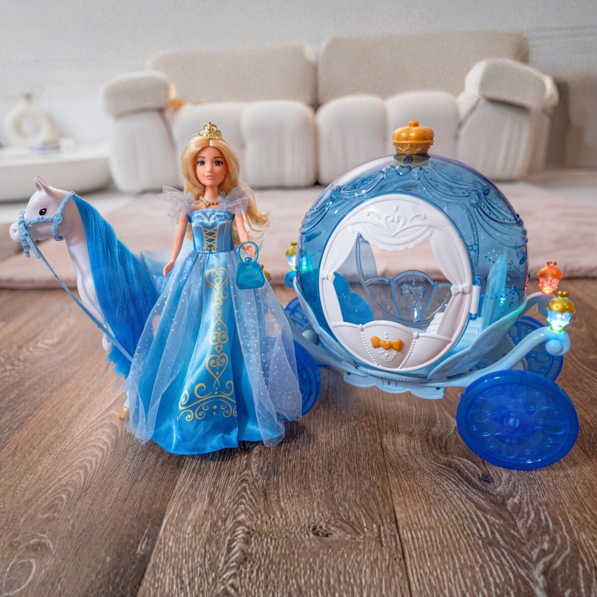 WOOPIE ROYAL Ledo princesės Lily lėlė ir stebuklingos karietos priedai 2
