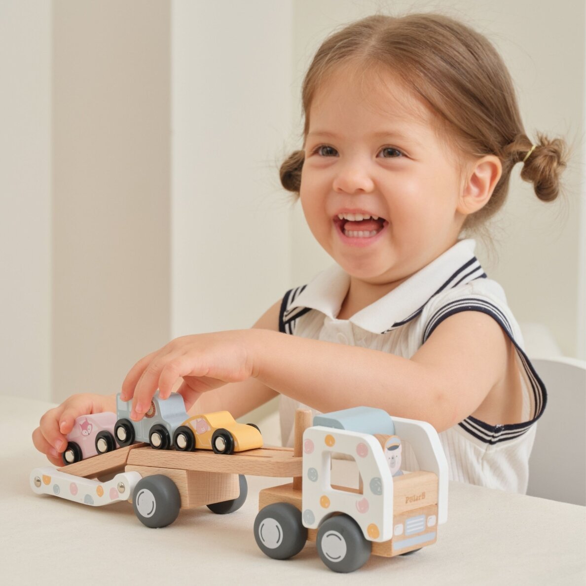 VIGA PolarB medinis automobilių transporterinis sunkvežimis 3 automobiliai vairuotojas 18m+ 5