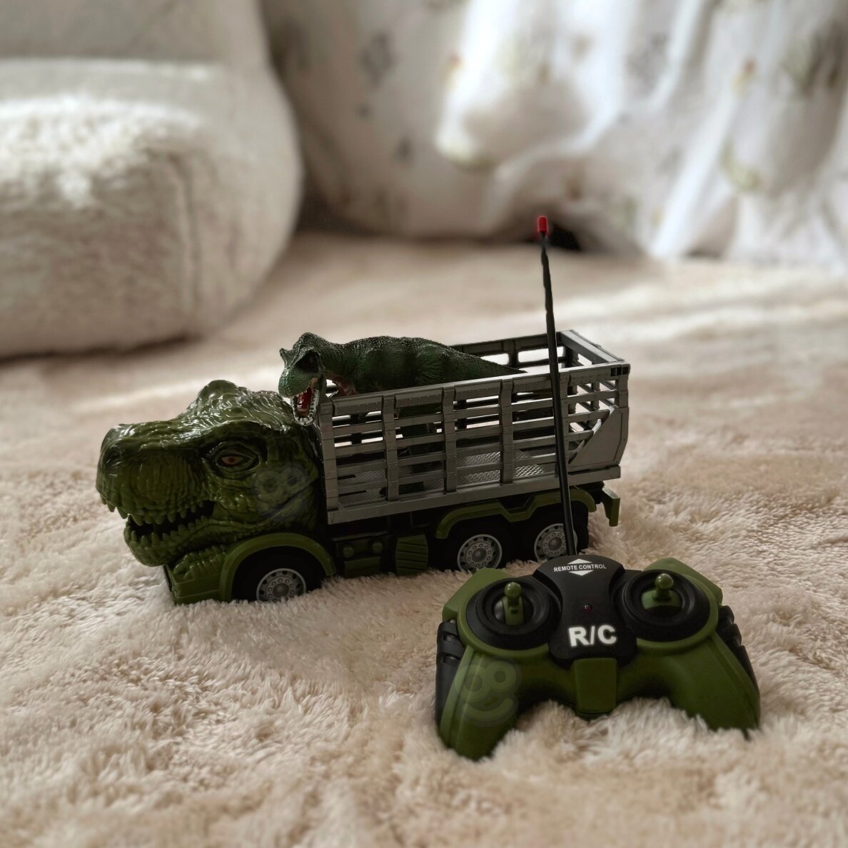 WOOPIE nuotoliniu būdu valdomas RC automobilis dinozauras žalias + figūrėlė 4 WOOPIE nuotoliniu būdu valdomas RC automobilis dinozauras žalias + figūrėlė 4