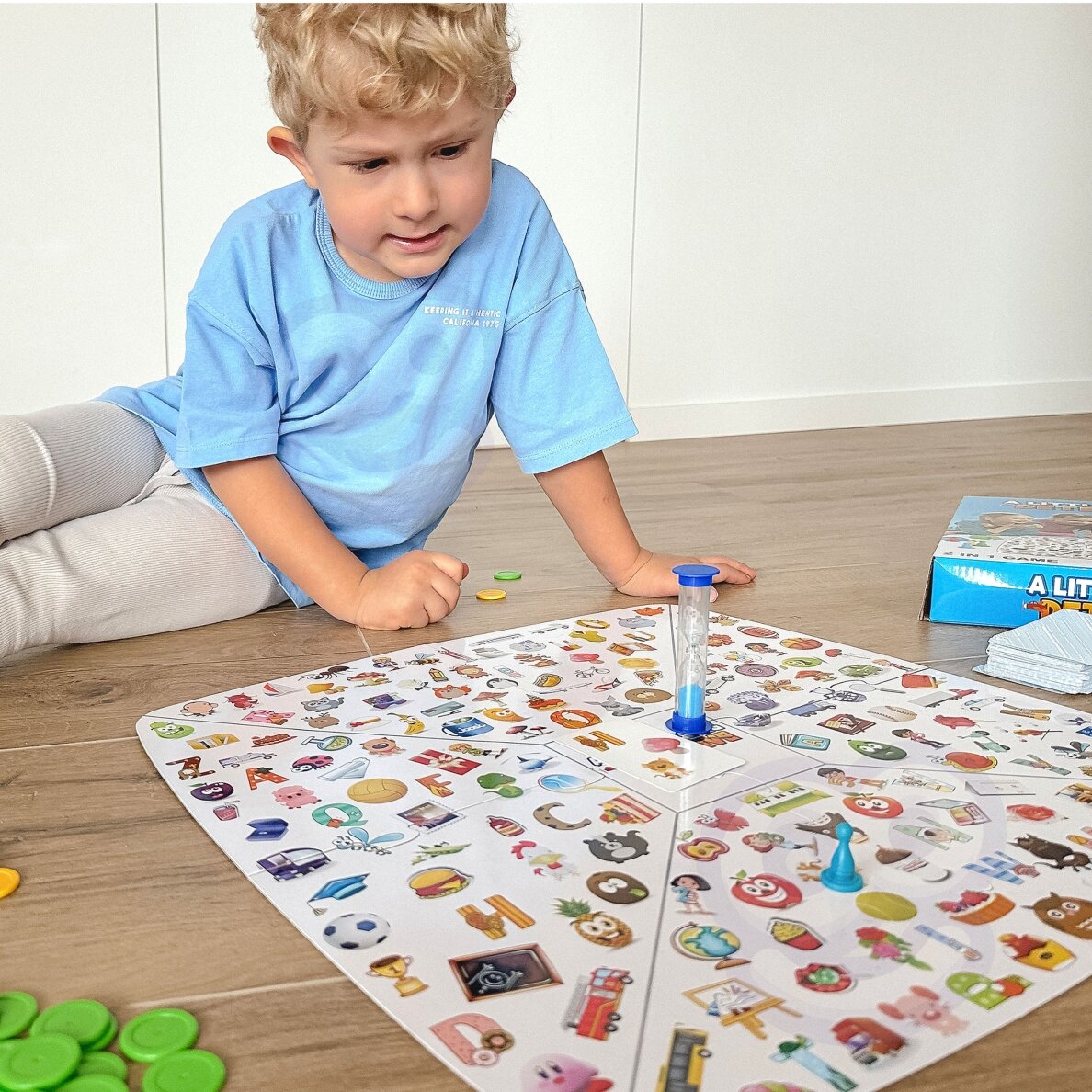 WOOPIE 2-in-1 stalo žaidimas Mažasis detektyvas + Kinietis 3 WOOPIE 2-in-1 stalo žaidimas Mažasis detektyvas + Kinietis 3
