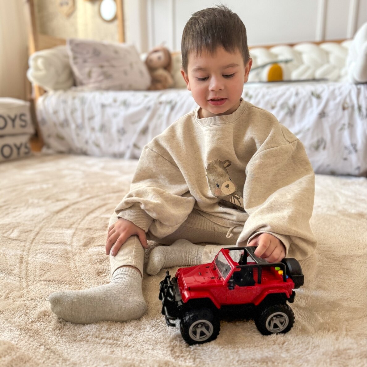 WOOPIE Jeep visureigis su garsu ir šviesa 1 WOOPIE Jeep visureigis su garsu ir šviesa 1