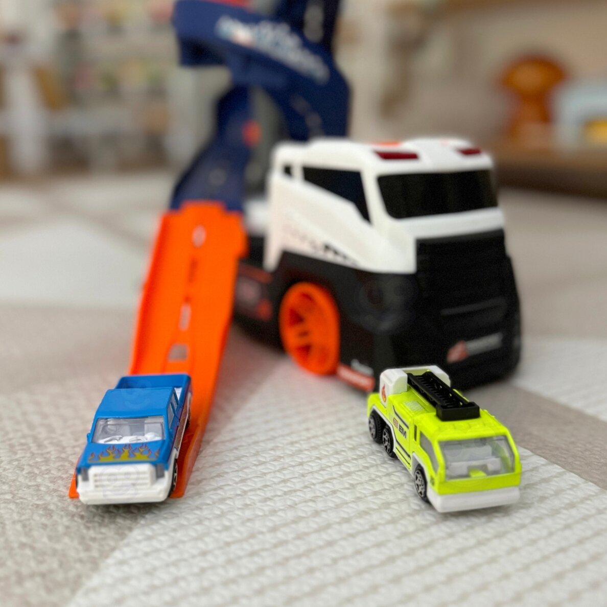 Woopie automobilių stovėjimo garažas – trasa, autovežis, vilkikas, automobilis XL 4