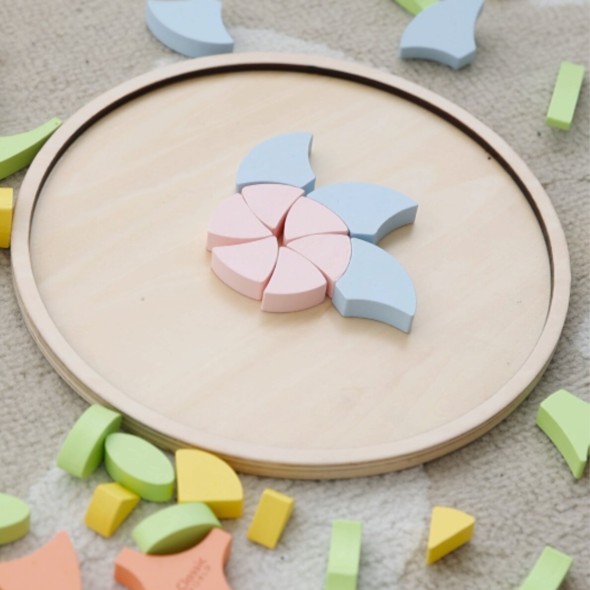 CLASSIC WORLD Pastelinė mandala Montessori dėlionė mozaika Gėlės 2 CLASSIC WORLD Pastelinė mandala Montessori dėlionė mozaika Gėlės 2