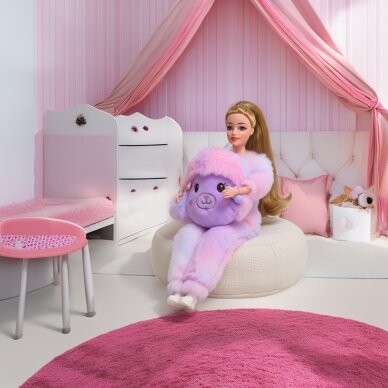 WOOPIE ROYAL Lėlė Emi violetiniame avytės kostiume 3