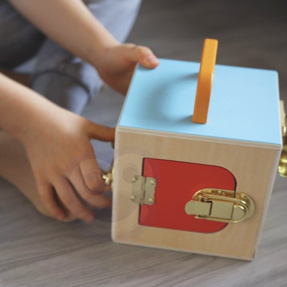 Tooky Toy edukacinė Montessori dėžutė – dėlionė, skaitliukai ir orų lenta 6 in 1, skirta vaikams nuo 3 metų 5 Tooky Toy edukacinė Montessori dėžutė – dėlionė, skaitliukai ir orų lenta 6 in 1, skirta vaikams nuo 3 metų 5
