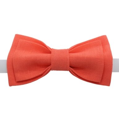 Koralinės spalvos vyriška peteliškė