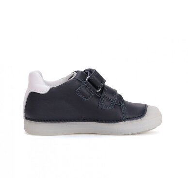 Tamsiai mėlyni batai 25-30 d. S049-51676M 4 Tamsiai mėlyni batai 25-30 d. S049-51676M 4