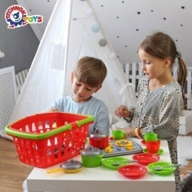 Virtuvės komplektas su gausybe įvairių stalo įrankių ir indų 4 Virtuvės komplektas su gausybe įvairių stalo įrankių ir indų 4