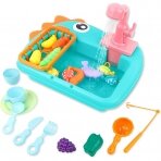 Žaislinė virtuvės kriauklė su priedais ir bėgančiu vandeniu